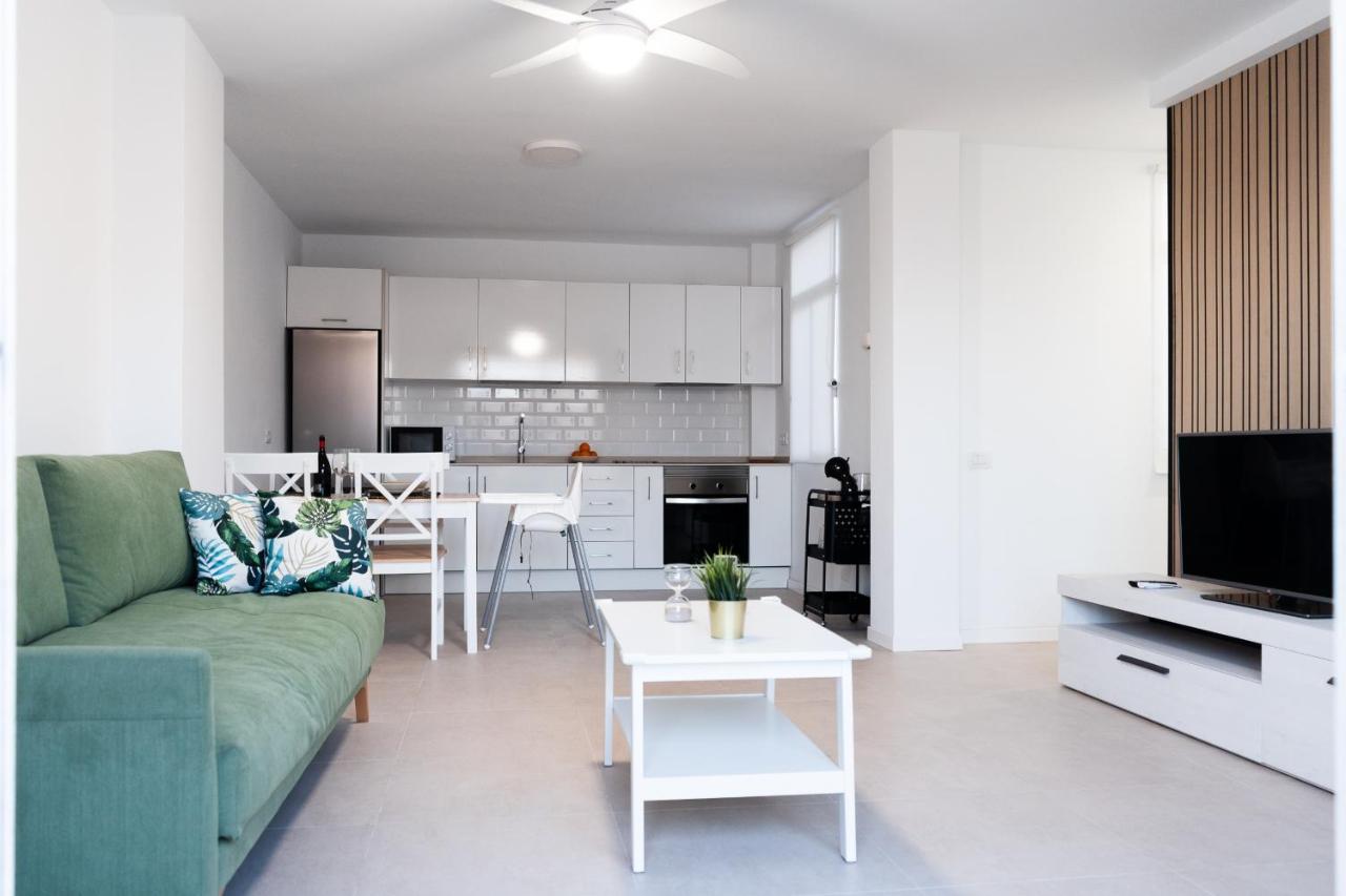 Homeforguest Atico Martina Con Terraza En Los Cristianos Los Cristianos  Εξωτερικό φωτογραφία